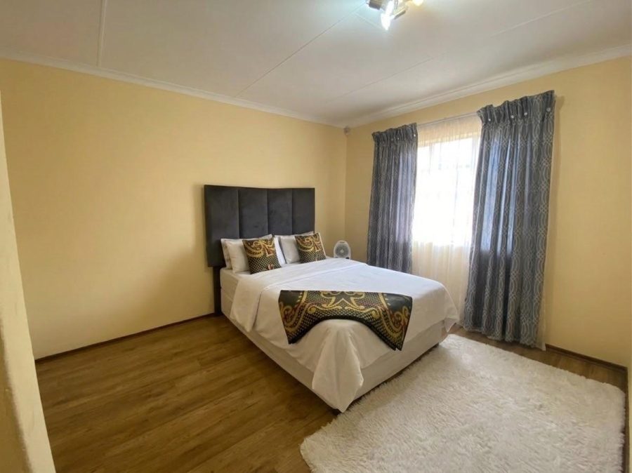 To Let 2 Bedroom Property for Rent in Halfway Gardens Gauteng