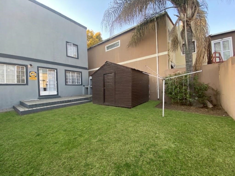 To Let 2 Bedroom Property for Rent in Halfway Gardens Gauteng