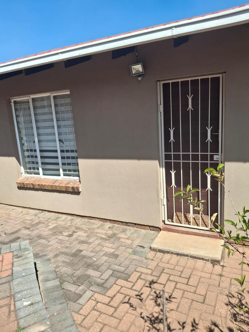 0 Bedroom Property for Sale in Suideroord Gauteng