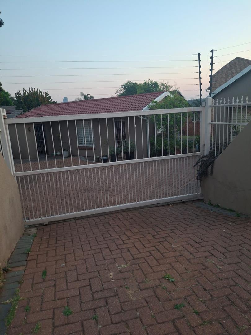 0 Bedroom Property for Sale in Suideroord Gauteng