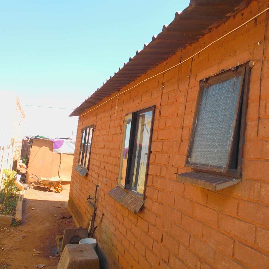 0 Bedroom Property for Sale in Thinasonke Gauteng
