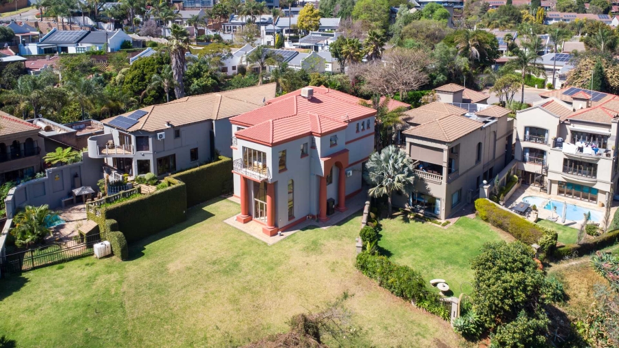 4 Bedroom Property for Sale in Waterkloof Ext 2 Gauteng
