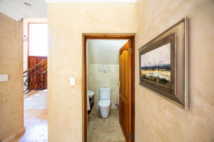 4 Bedroom Property for Sale in Waterkloof Ext 2 Gauteng