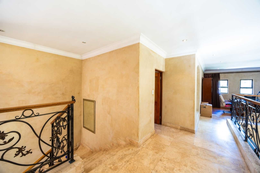 4 Bedroom Property for Sale in Waterkloof Ext 2 Gauteng