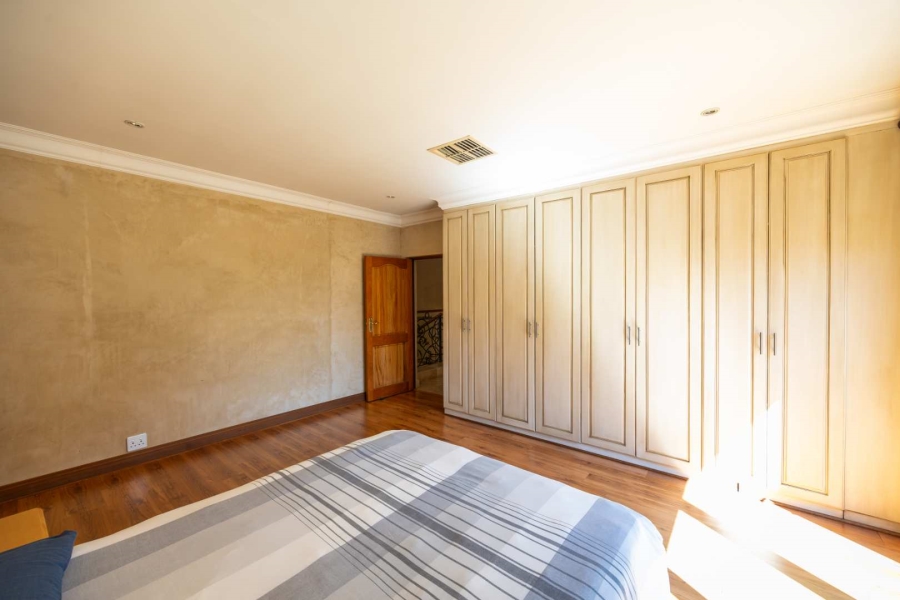 4 Bedroom Property for Sale in Waterkloof Ext 2 Gauteng