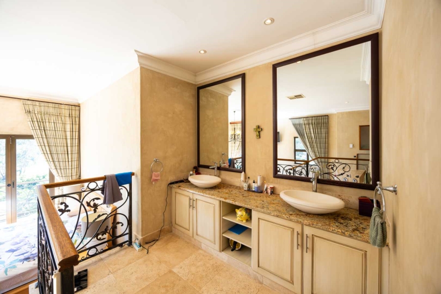 4 Bedroom Property for Sale in Waterkloof Ext 2 Gauteng