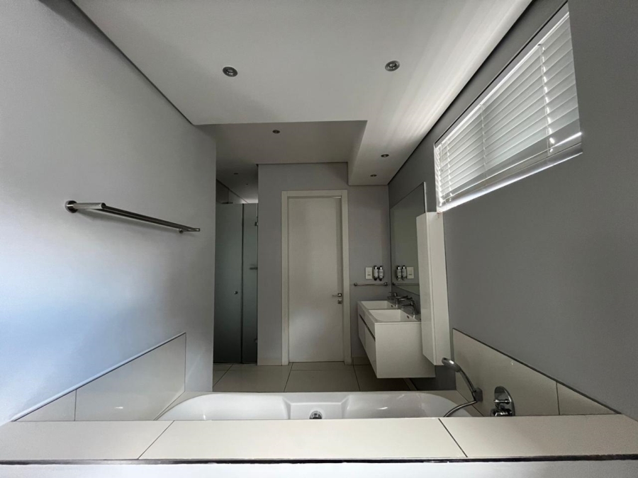 2 Bedroom Property for Sale in Hyde Park Gauteng