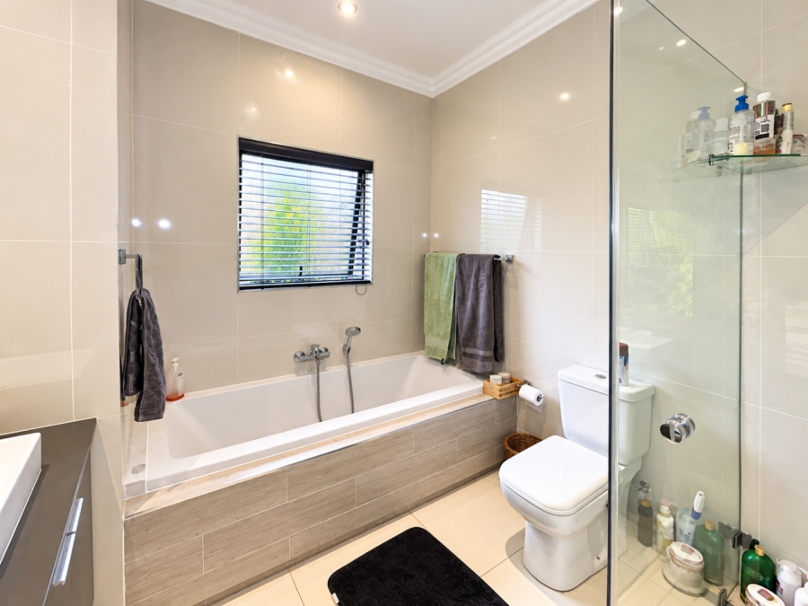 3 Bedroom Property for Sale in Bryanston Gauteng