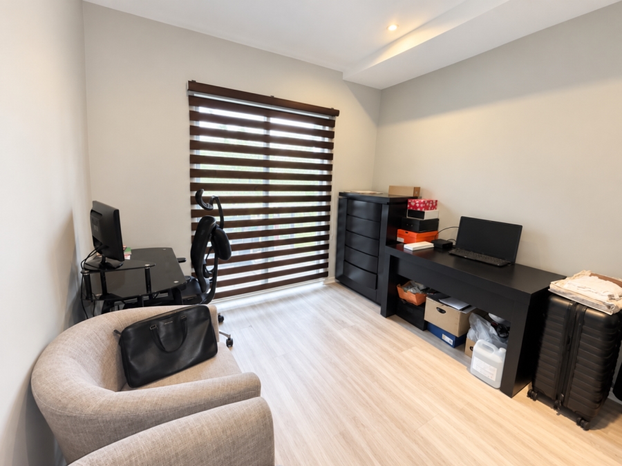 3 Bedroom Property for Sale in Bryanston Gauteng