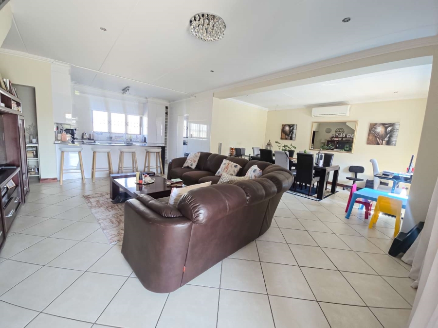 3 Bedroom Property for Sale in Zambezi Manor Lifestyle Estate Gauteng