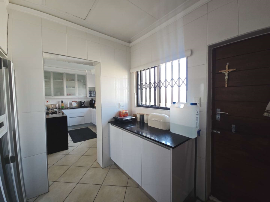3 Bedroom Property for Sale in Zambezi Manor Lifestyle Estate Gauteng
