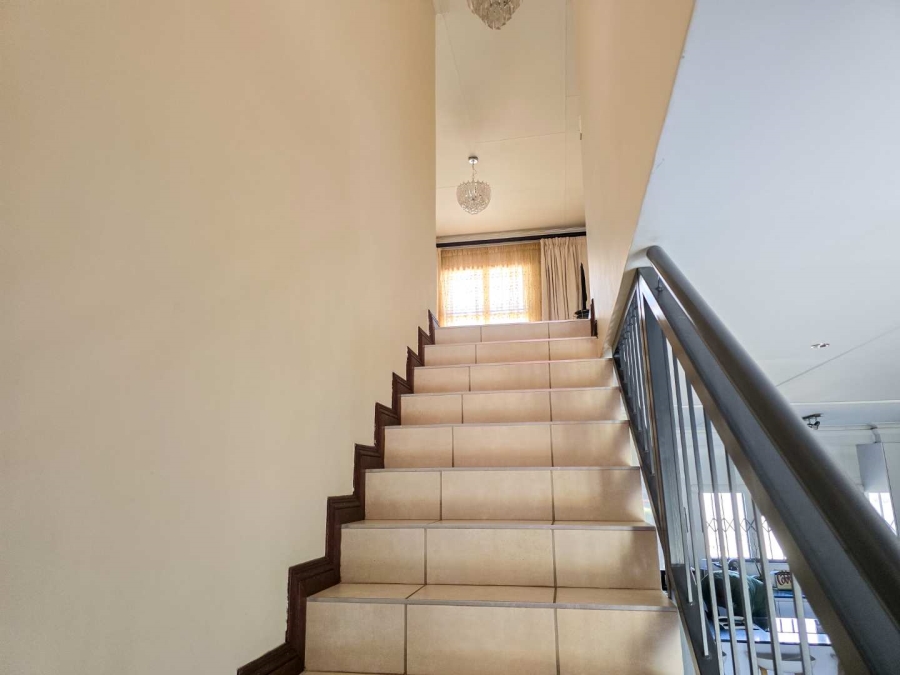3 Bedroom Property for Sale in Zambezi Manor Lifestyle Estate Gauteng