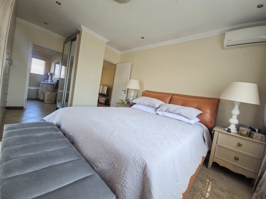 3 Bedroom Property for Sale in Zambezi Manor Lifestyle Estate Gauteng