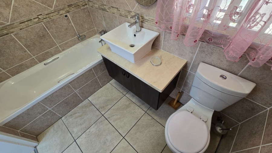2 Bedroom Property for Sale in Montana Park Gauteng