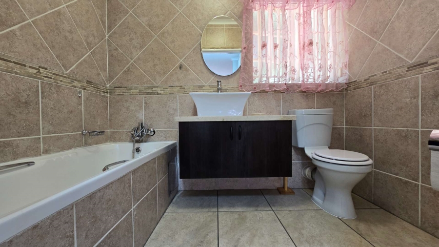 2 Bedroom Property for Sale in Montana Park Gauteng