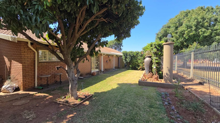 2 Bedroom Property for Sale in Montana Park Gauteng