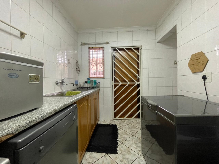 3 Bedroom Property for Sale in Eldoraigne Gauteng