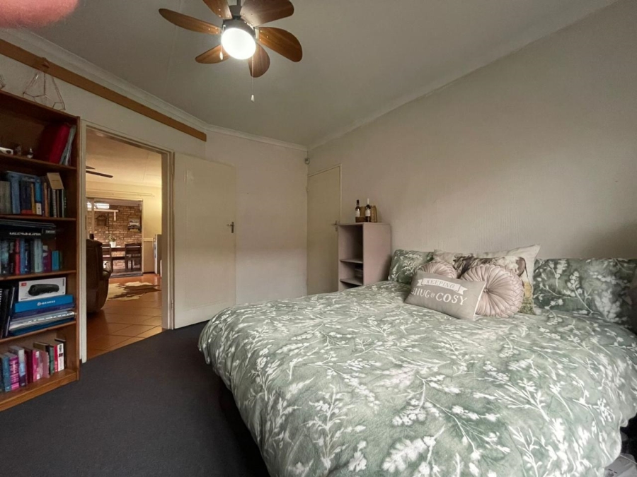 3 Bedroom Property for Sale in Eldoraigne Gauteng