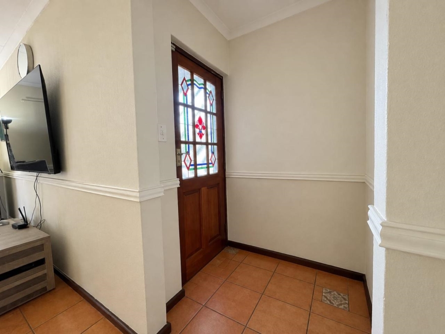 3 Bedroom Property for Sale in Eldoraigne Gauteng