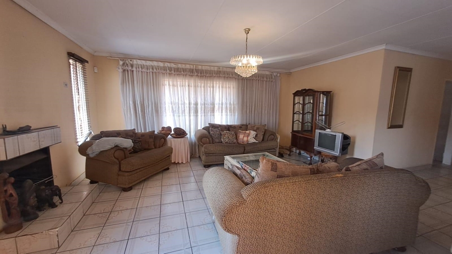 4 Bedroom Property for Sale in Naturena Gauteng
