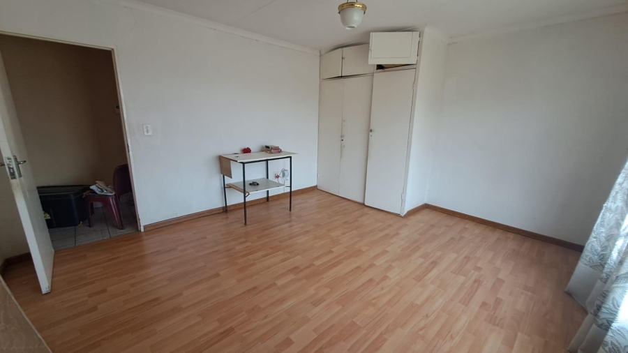 4 Bedroom Property for Sale in Naturena Gauteng