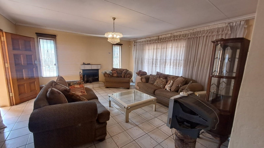 4 Bedroom Property for Sale in Naturena Gauteng