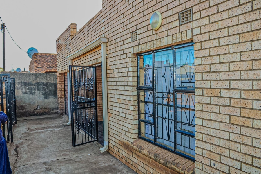 2 Bedroom Property for Sale in Ivory Park Gauteng