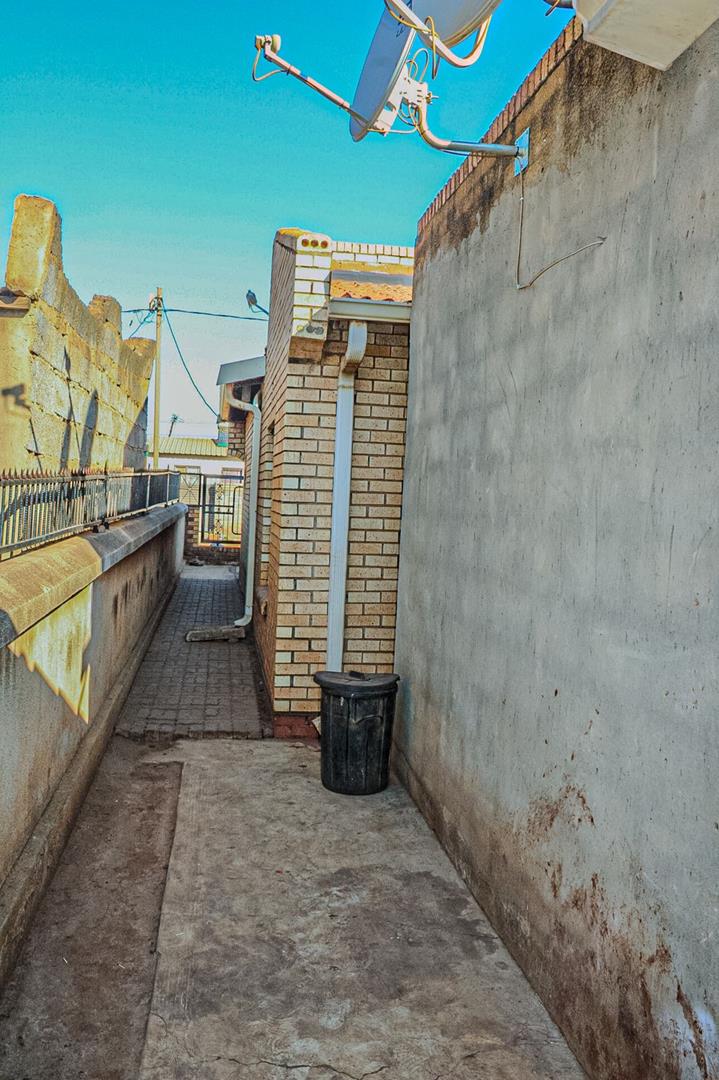 2 Bedroom Property for Sale in Ivory Park Gauteng