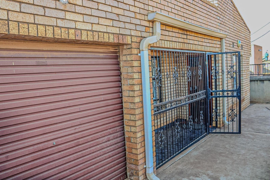 2 Bedroom Property for Sale in Ivory Park Gauteng