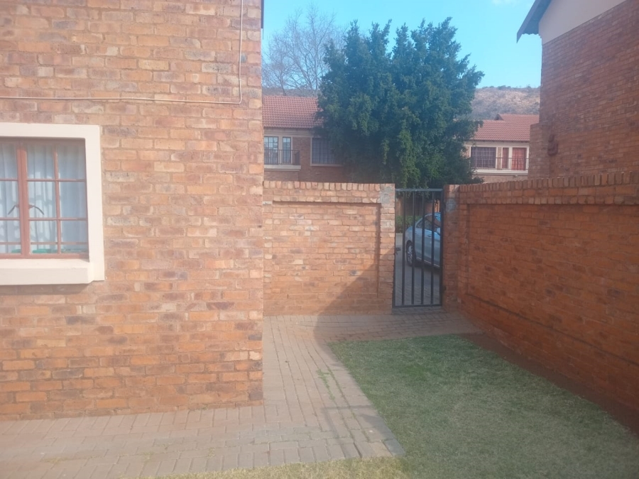 3 Bedroom Property for Sale in Akasia Gauteng