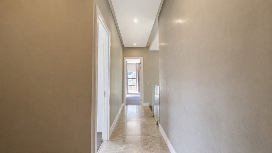 5 Bedroom Property for Sale in Midstream Hill Gauteng