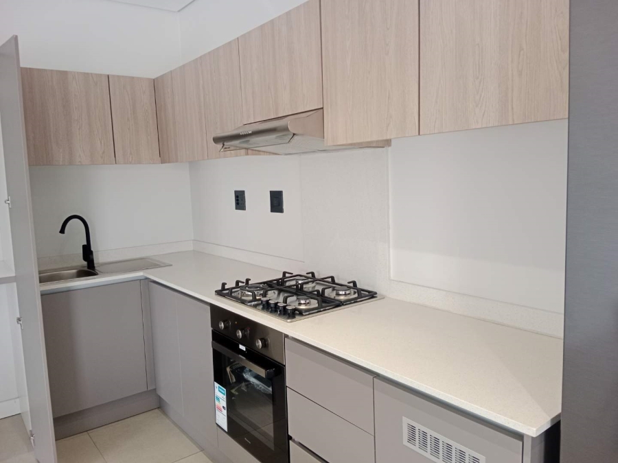 To Let 2 Bedroom Property for Rent in Waverley Gauteng
