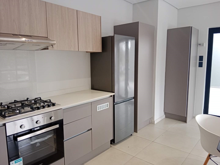 To Let 2 Bedroom Property for Rent in Waverley Gauteng