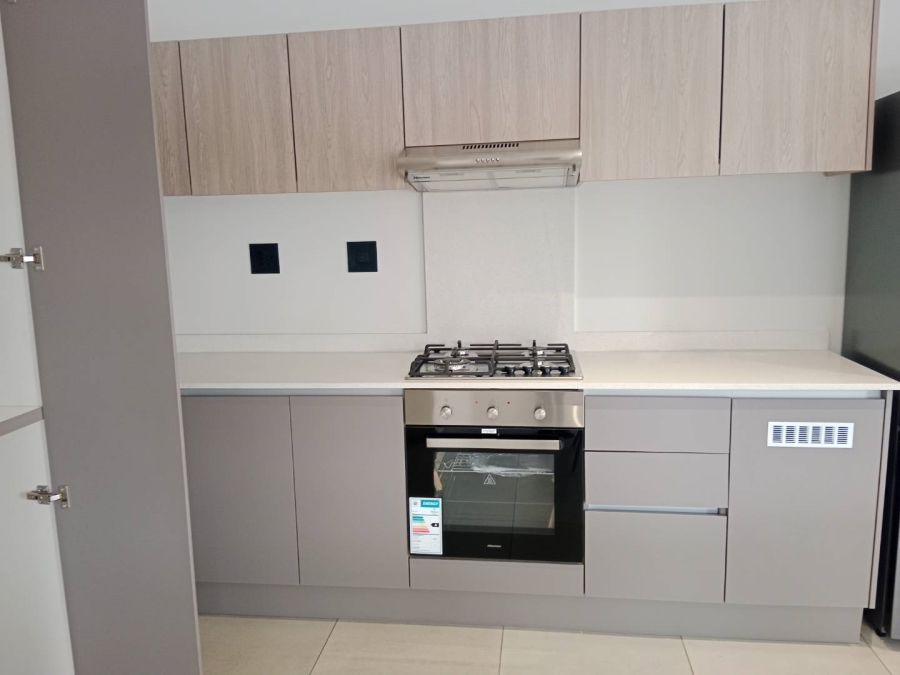 To Let 2 Bedroom Property for Rent in Waverley Gauteng