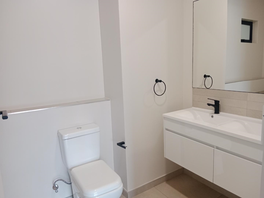 To Let 2 Bedroom Property for Rent in Waverley Gauteng