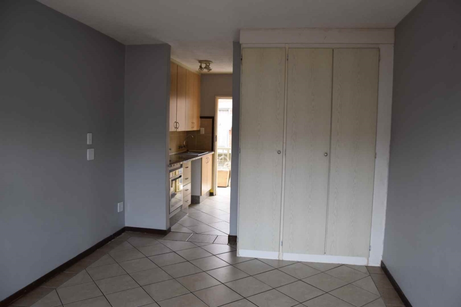 To Let 1 Bedroom Property for Rent in The Orchards Gauteng