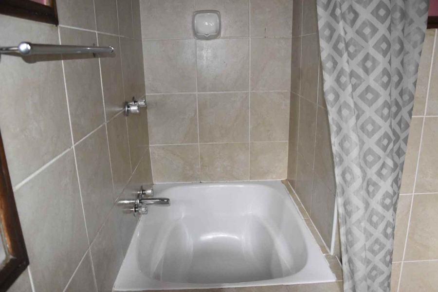 To Let 1 Bedroom Property for Rent in The Orchards Gauteng
