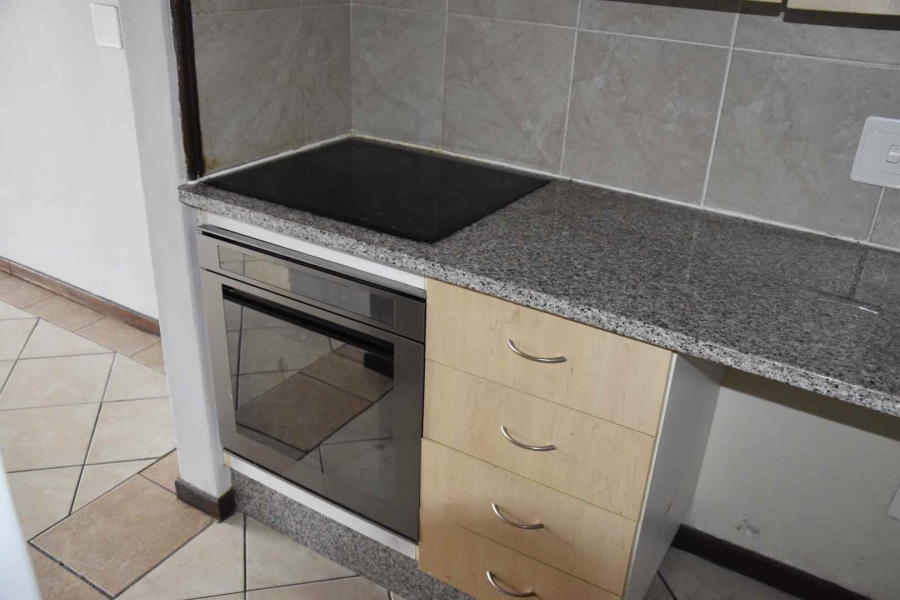 To Let 1 Bedroom Property for Rent in The Orchards Gauteng
