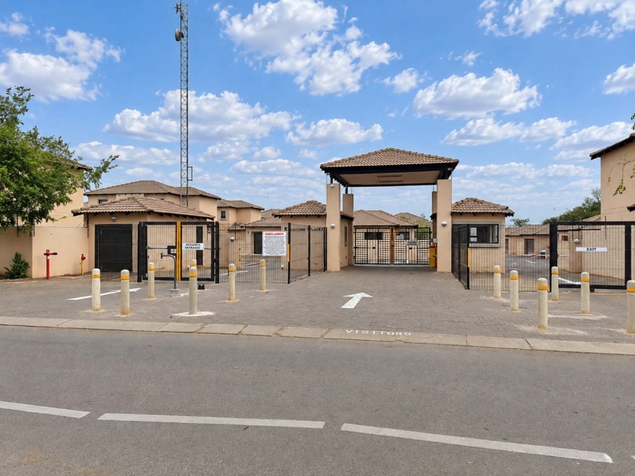 2 Bedroom Property for Sale in Montana Gauteng