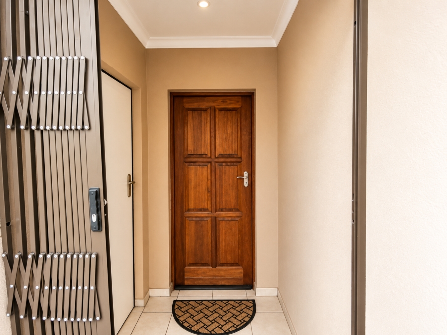 2 Bedroom Property for Sale in Montana Gauteng