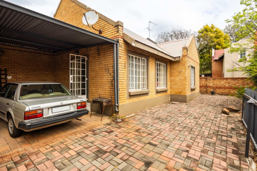 2 Bedroom Property for Sale in Equestria Gauteng