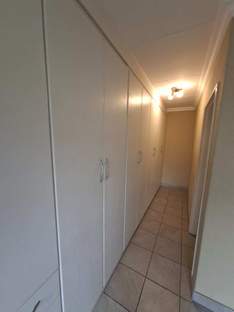 2 Bedroom Property for Sale in Allens Nek Gauteng