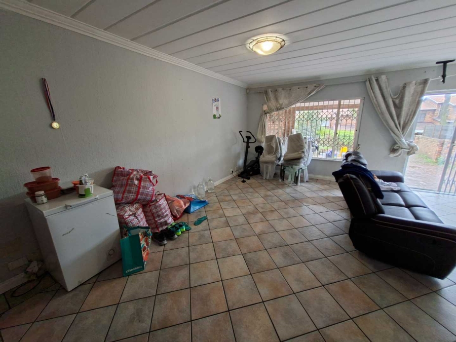 To Let 3 Bedroom Property for Rent in Randpark Ridge Gauteng