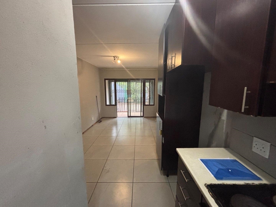 2 Bedroom Property for Sale in Honeydew Grove Gauteng