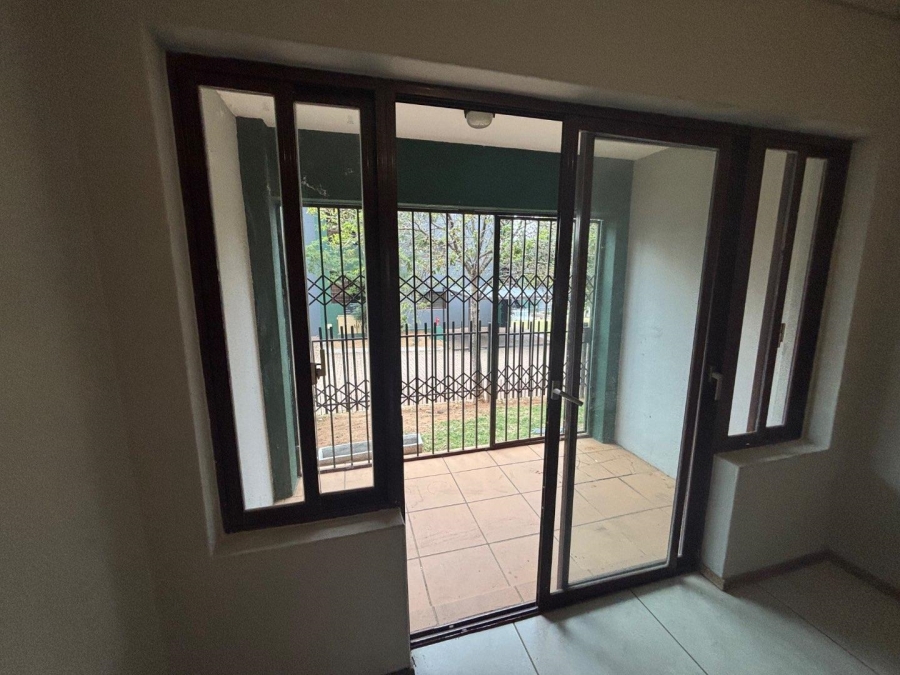 2 Bedroom Property for Sale in Honeydew Grove Gauteng