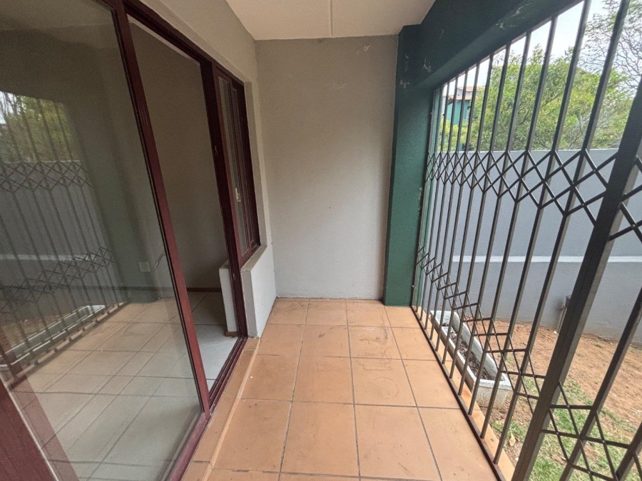 2 Bedroom Property for Sale in Honeydew Grove Gauteng