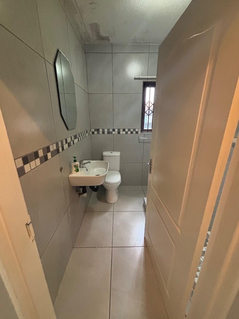 2 Bedroom Property for Sale in Honeydew Grove Gauteng