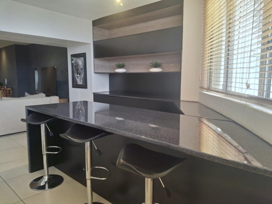 To Let 3 Bedroom Property for Rent in Morningside Gauteng