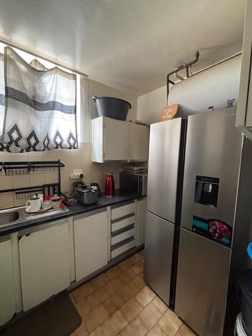 2 Bedroom Property for Sale in Sunnyside Gauteng