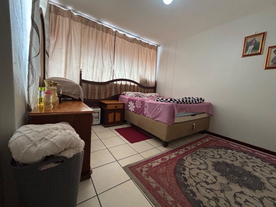 2 Bedroom Property for Sale in Sunnyside Gauteng